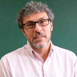 Miguel Alcubierre Moya